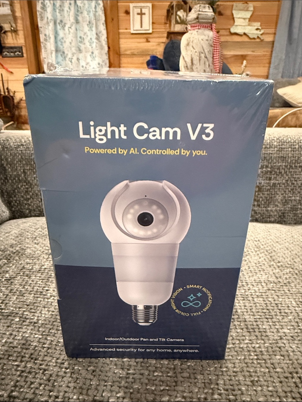 V3 White Indoor/Outdoor AI Security Camera - Light Bulb Design